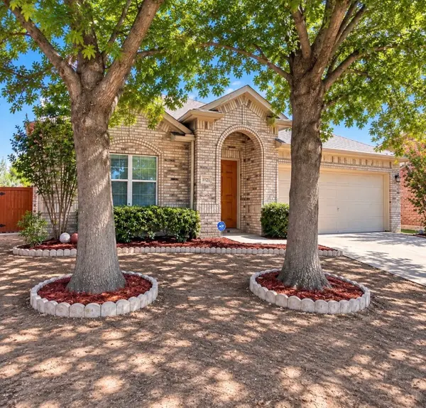 3121 Evangeline Road, Fort Worth, TX 76140