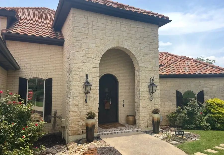 3097 Whispering Oaks Drive, Highland Village, TX 75077 - #2