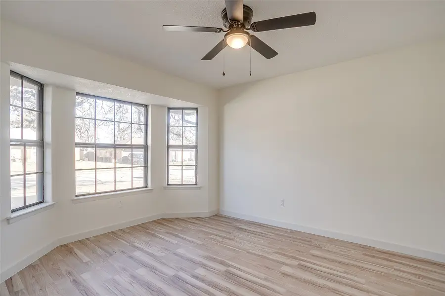 2421 Meadow View, Bedford, TX 76021 - #3