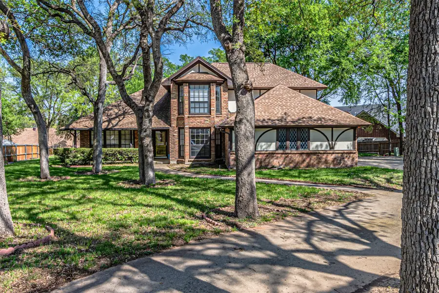 8801 Sylvan Court, Fort Worth, TX 76120 - #2