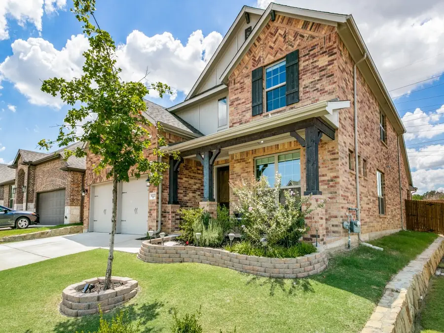 14225 Spitfire Trail, Justin Roanoke, TX 76262 - #2