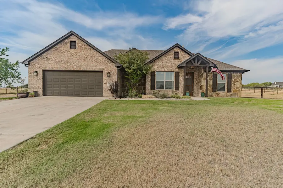 113 Stonegate Avenue, Brock, TX 76087 - #2