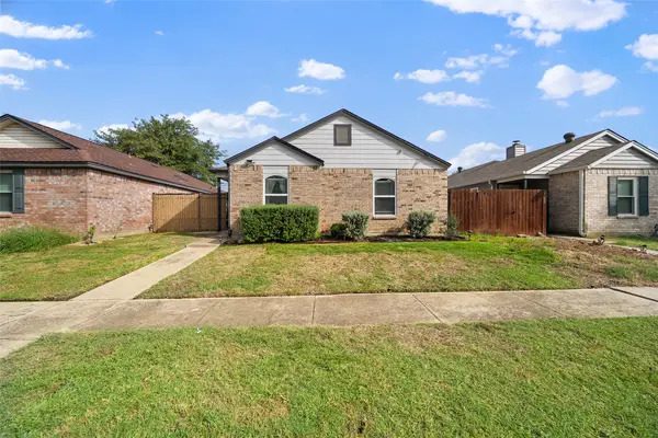 2313 Markland Street, Irving, TX 75060