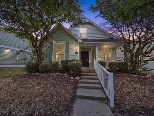 1016 Oakcrest Drive, Providence Village, TX 76227