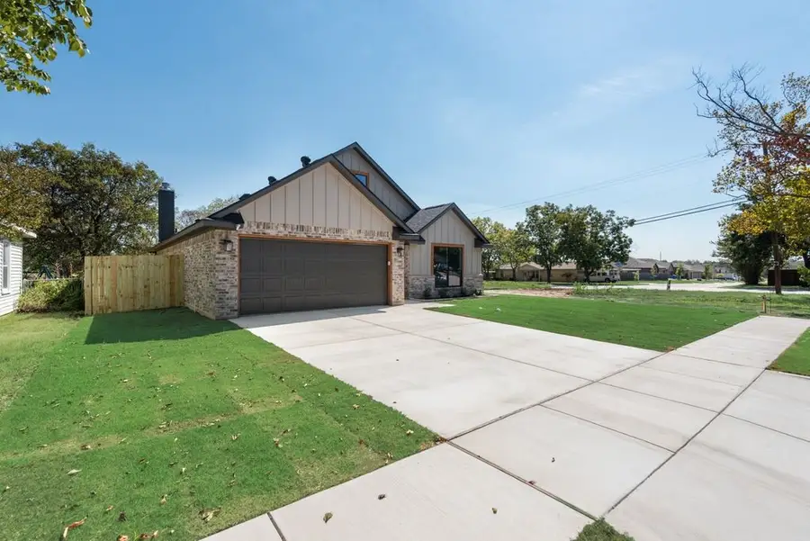 804 Vaquero Street, White Settlement, TX 76108 - #3