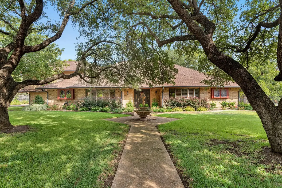 7605 Willowood Court, Fort Worth, TX 76112 - #1