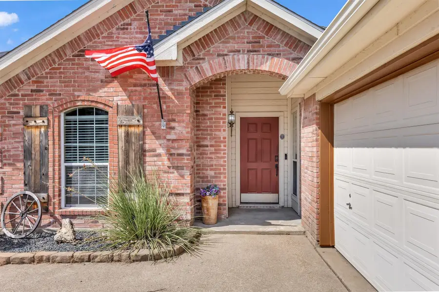 419 River Oaks Boulevard, Waxahachie, TX 75165 - #2