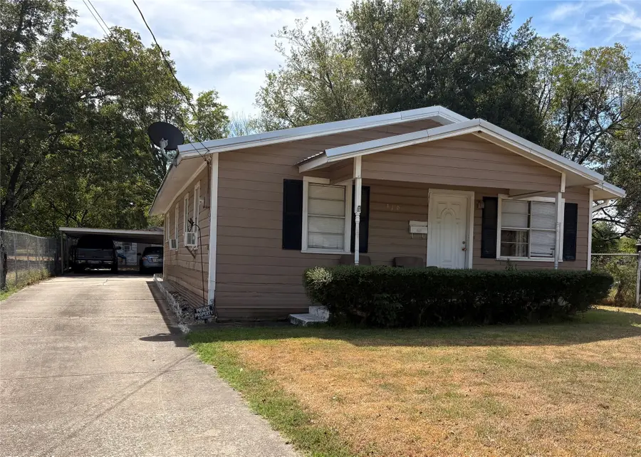 416 Ross Street E, Sulphur Springs, TX 75482 - #3