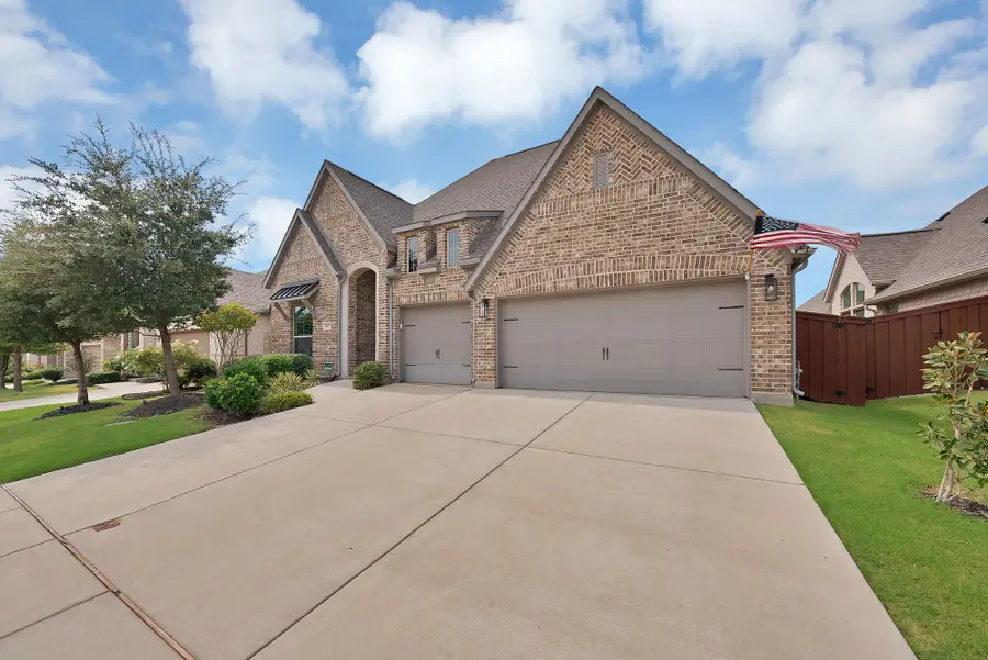 3817 Redbud Drive, Aubrey, TX 76227 - #2