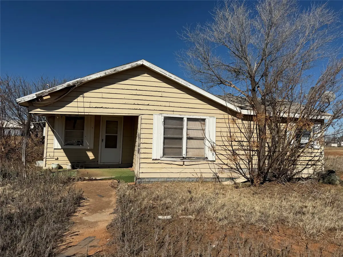 386 County Road 812, Sylvester, TX 79560 - #1