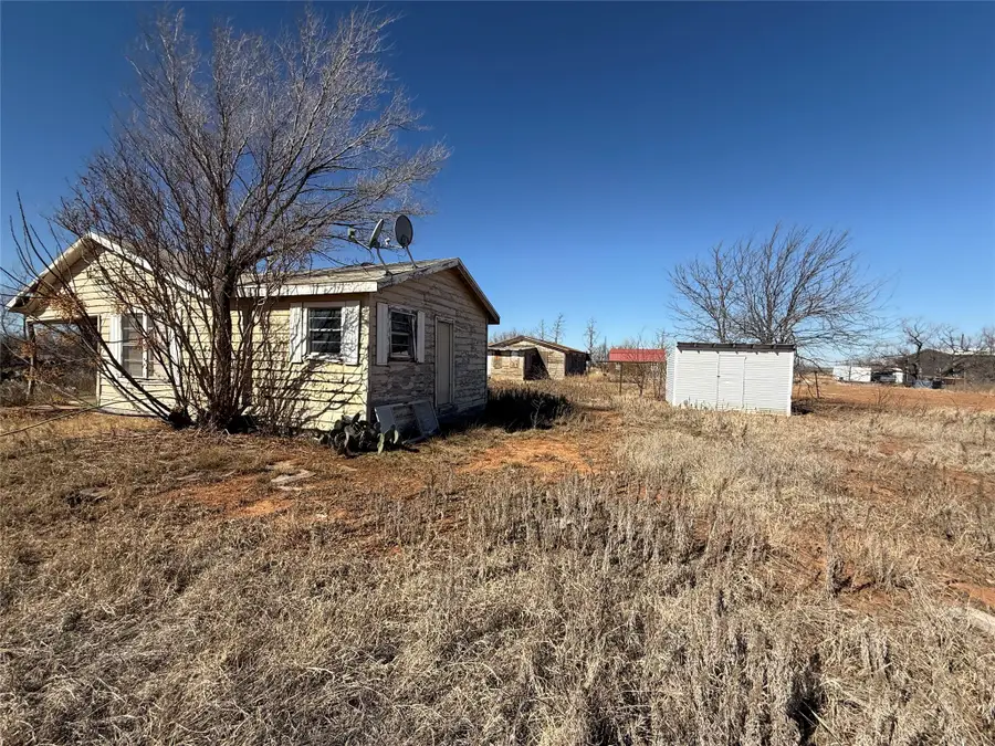 386 County Road 812, Sylvester, TX 79560 - #3
