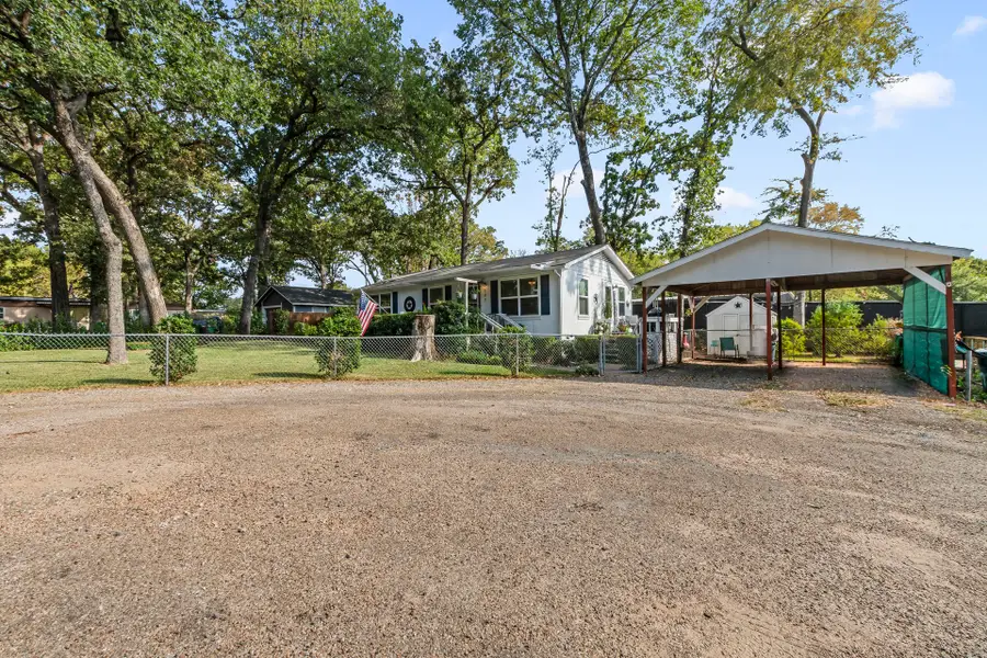 303 S Bay Circle, Mabank, TX 75156 - #2