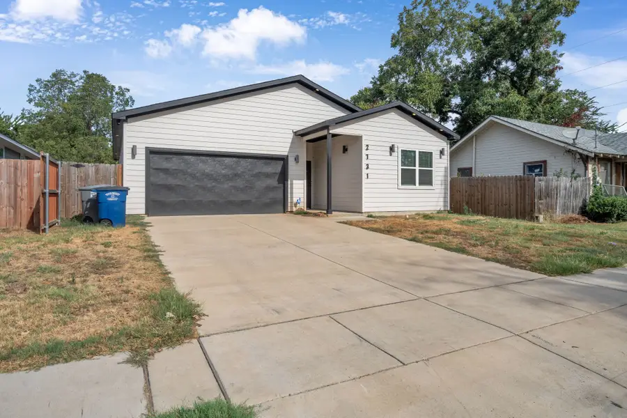 2731 Maurine F. Bailey Way, Dallas, TX 75215 - #2