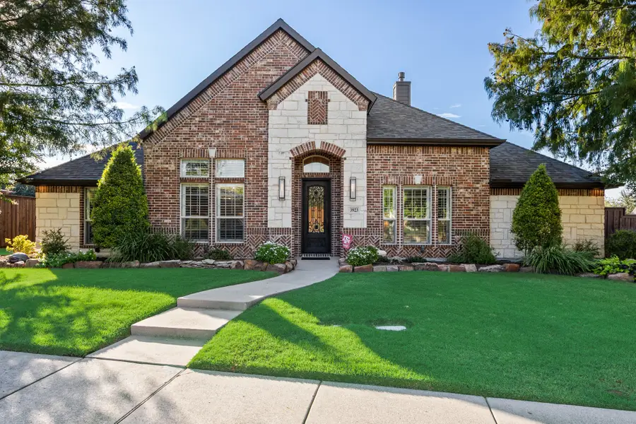 3923 Betty Street, Rockwall, TX 75087 - #3