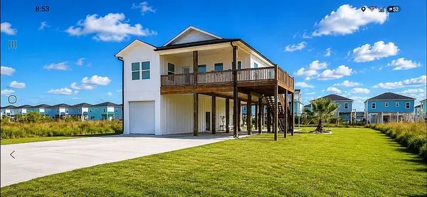 220 Windjammer Street, Rockport, TX 78382