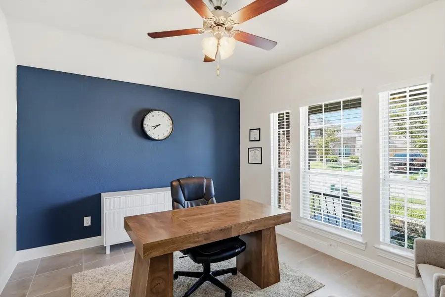 2804 Ainsworth Road, Aubrey, TX 76227 - #2