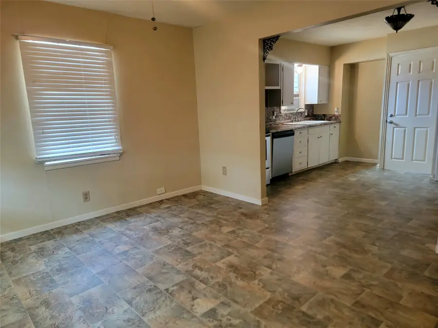 145 U.s. Highway 82-business, Avery, TX 75554 - #2