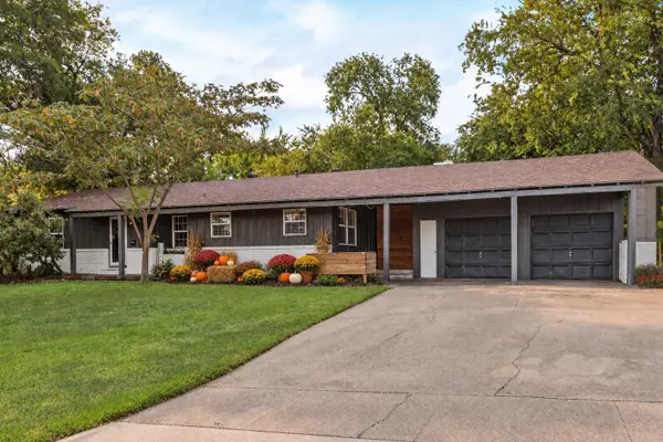 6555 Calmont Avenue, Fort Worth, TX 76116