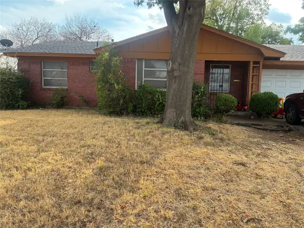 1424 Cloverdale Drive, Fort Worth, TX 76134