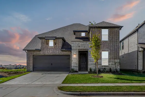 2126 Bloomsbury Lane, Forney, TX 75126