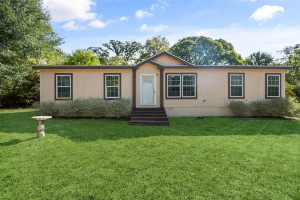 110 Wooded Creek Drive, Athens, TX 75751