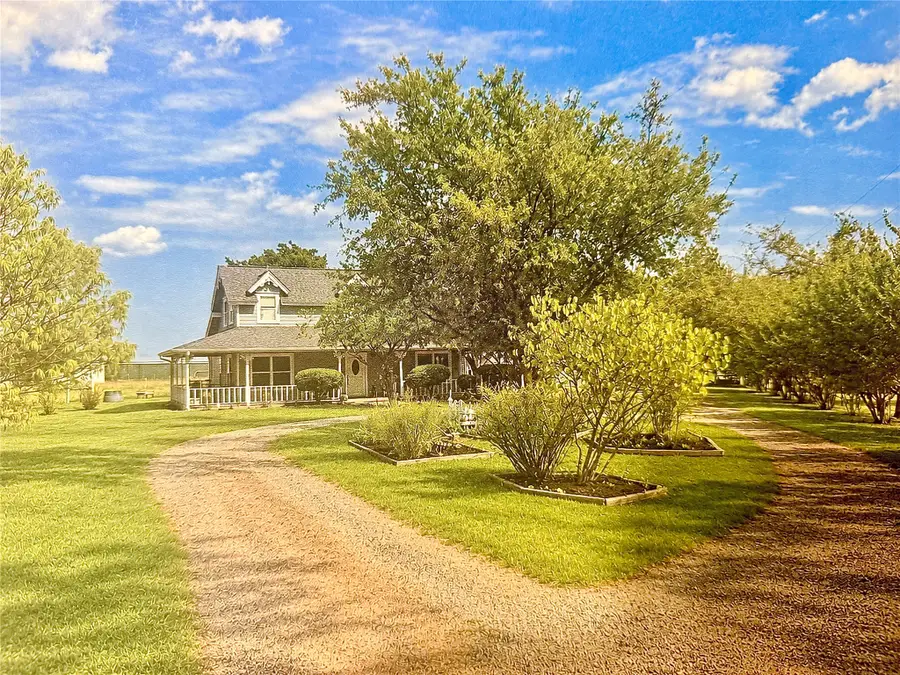 2284 Mitchell Road, Krum, TX 76249 - #3