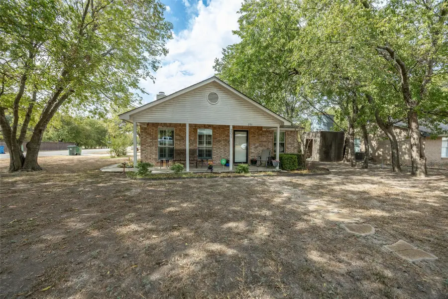 201 W Oak Street, Aledo, TX 76008 - #2