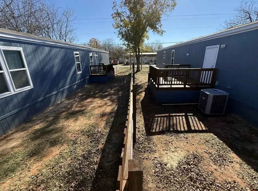 221 W Division Street, Graford, TX 76449 - #2