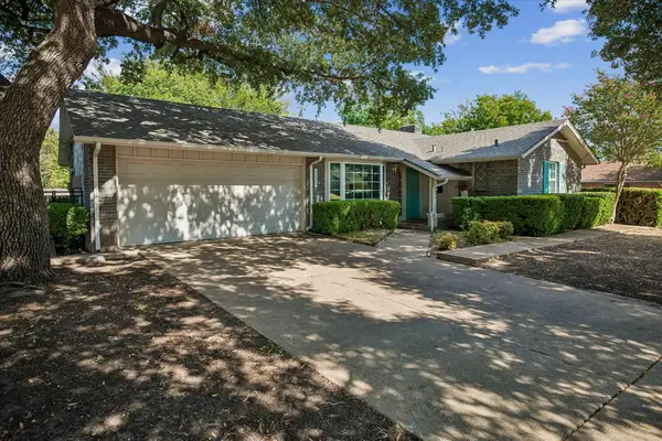 1228 Farnham Court E, Irving, TX 75062