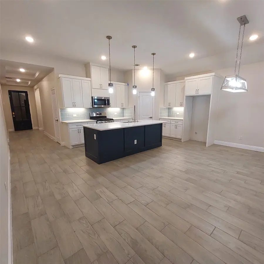 905 Edgar Street, Greenville, TX 75401 - #3