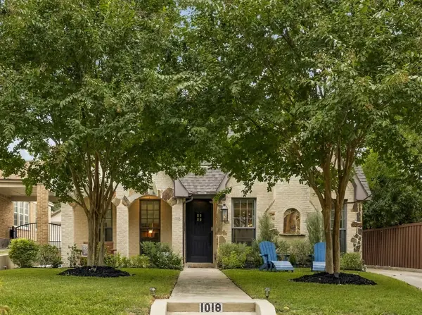 1018 Clermont Avenue, Dallas, TX 75223
