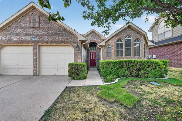 4520 Angelina Way, Fort Worth, TX 76137