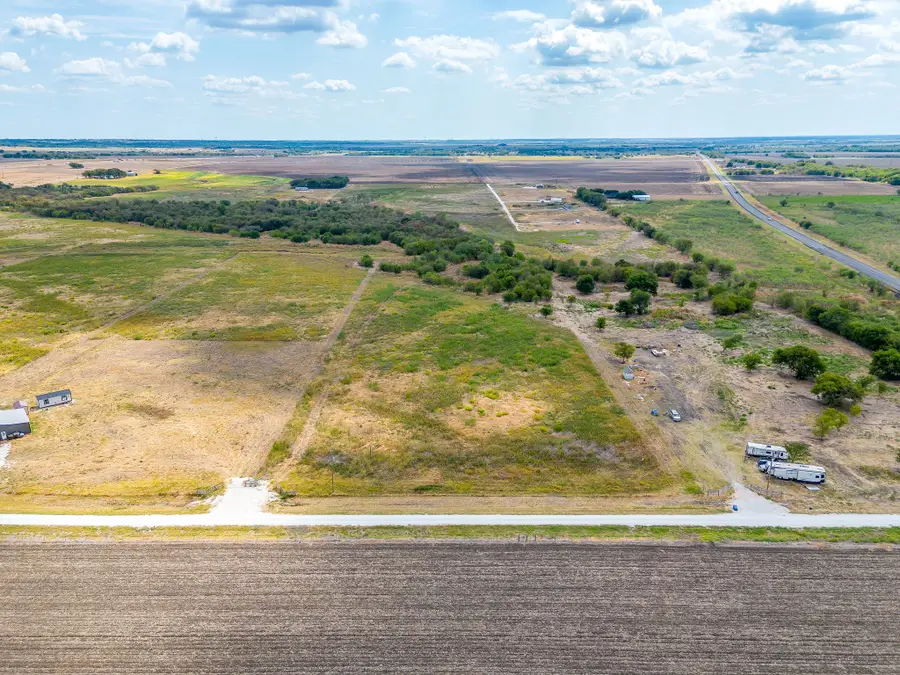 1627 Hill County Road 4242 N, Itasca, TX 76055 - #2