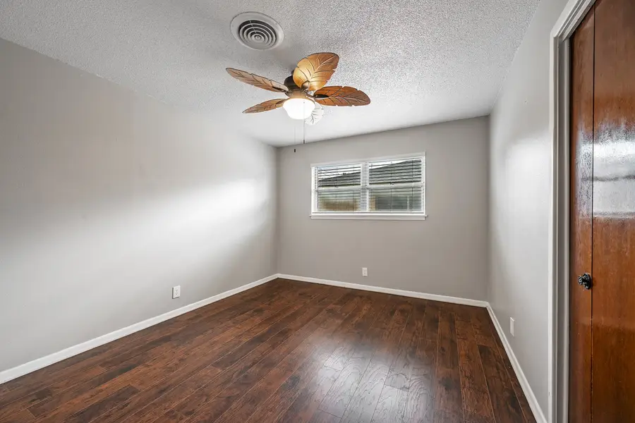 2710 W Walker Street, Denison, TX 75020 - #3