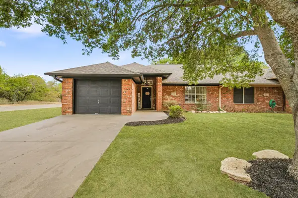 300 Wedgewood Drive, Stephenville, TX 76401