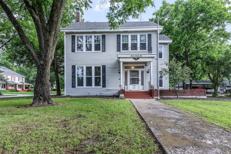 721 W Washington St., Sherman, TX 75092 - #2