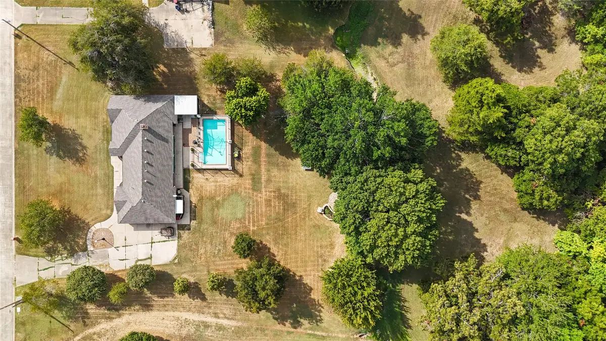 1315 Red Oak Circle, Farmersville, TX 75442 - #1