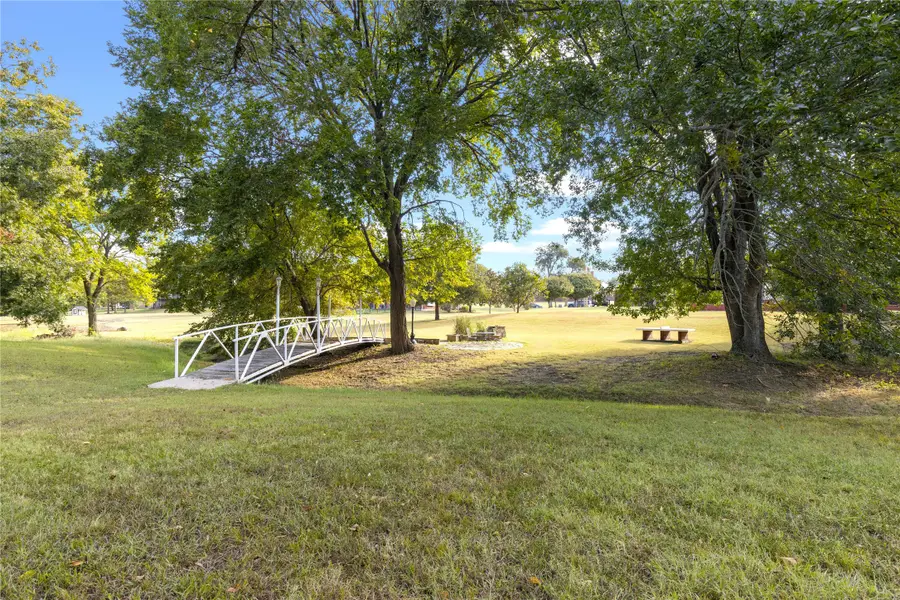 1315 Red Oak Circle, Farmersville, TX 75442 - #3