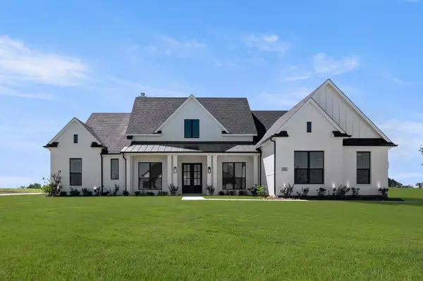 131 Adilynn Trail, Venus, TX 76084