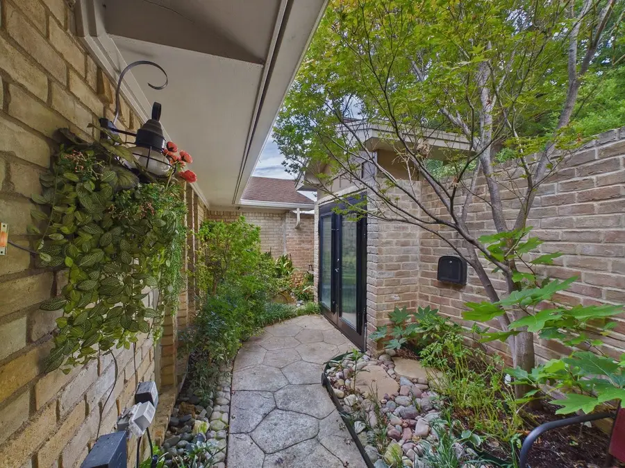 9335 Whittenburg Gate, Dallas, TX 75243 - #2