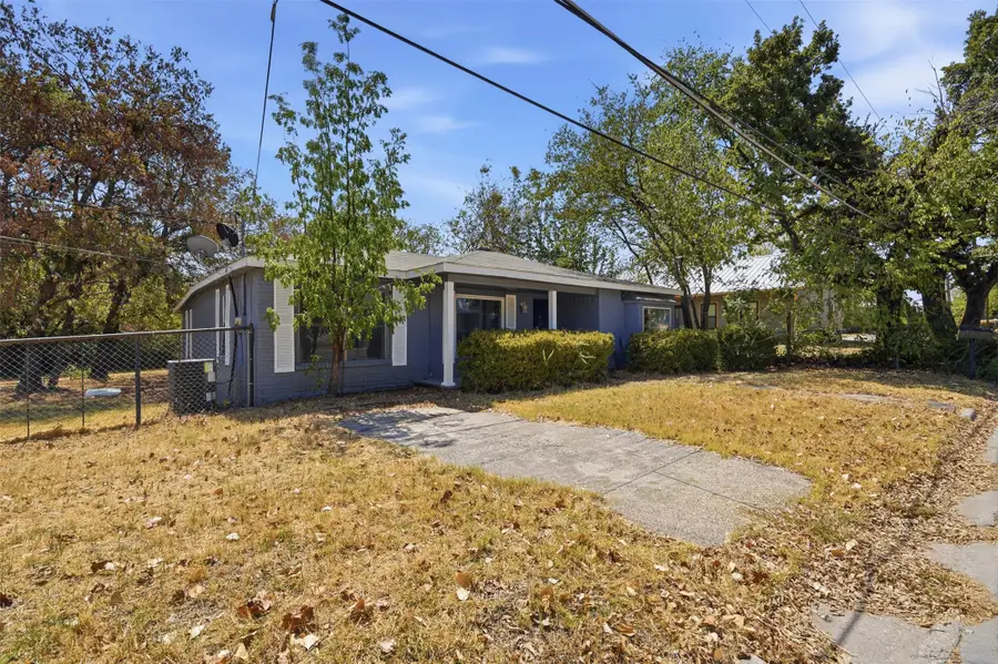 305 Miller Street, Bowie, TX 76230 - #3