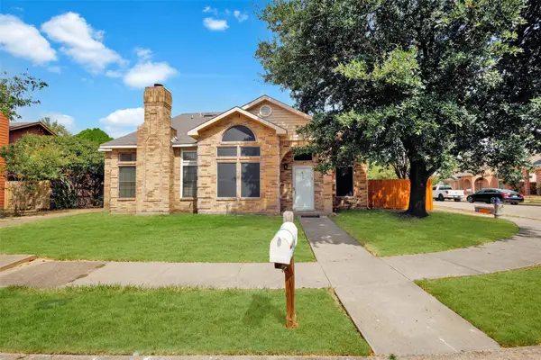 805 Brockden Drive, Mesquite, TX 75149