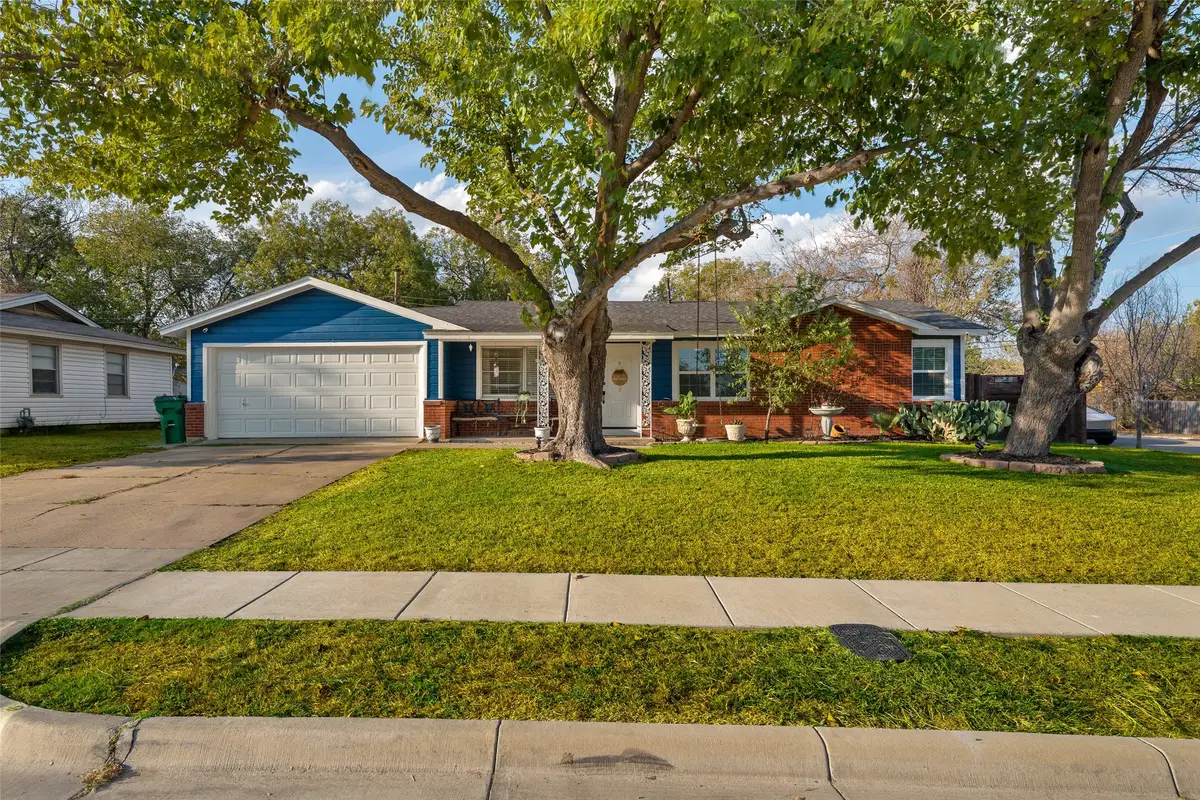 5239 Stanley Keller Road, Haltom City, TX 76117 - #1