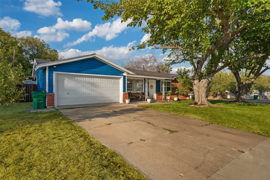 5239 Stanley Keller Road, Haltom City, TX 76117 - #2