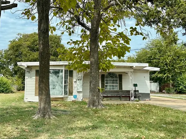 1819 E May Street, Sherman, TX 75090