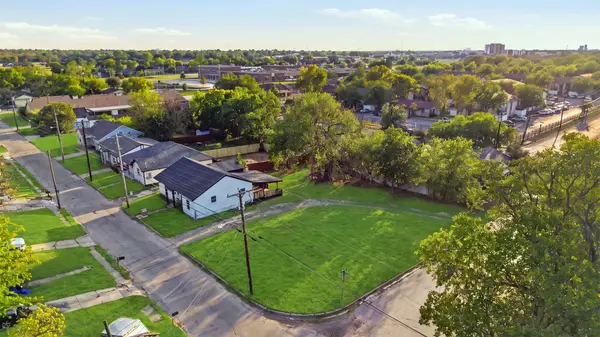 4302 Roberts Street, Greenville, TX 75401