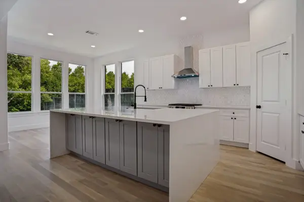 2845 Laurel Oak Drive, McKinney, TX 75071