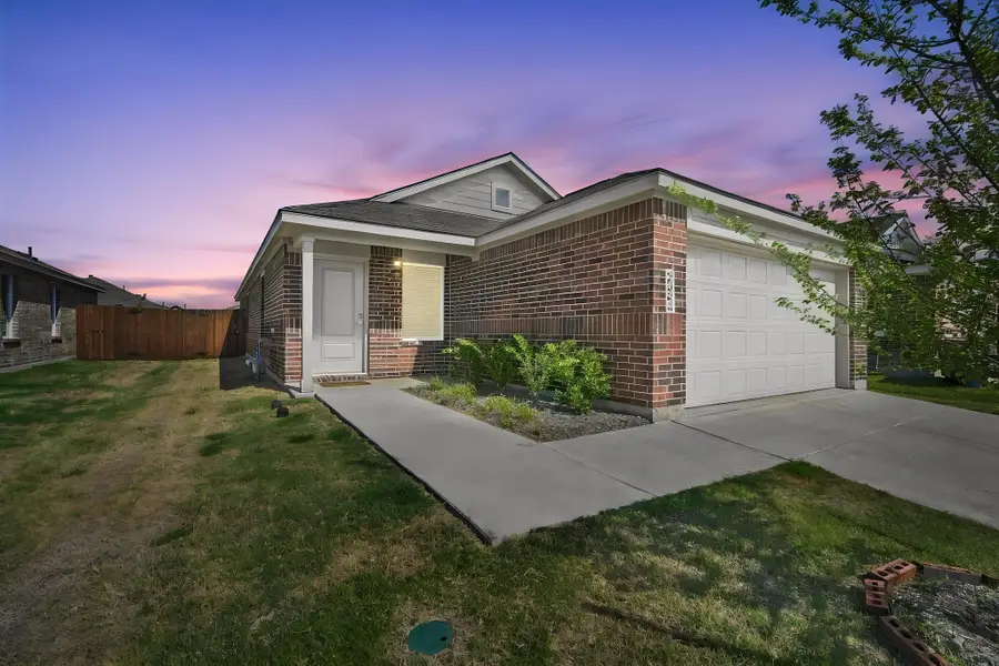 2052 Shady Oaks Drive, Ennis, TX 75119 - #3