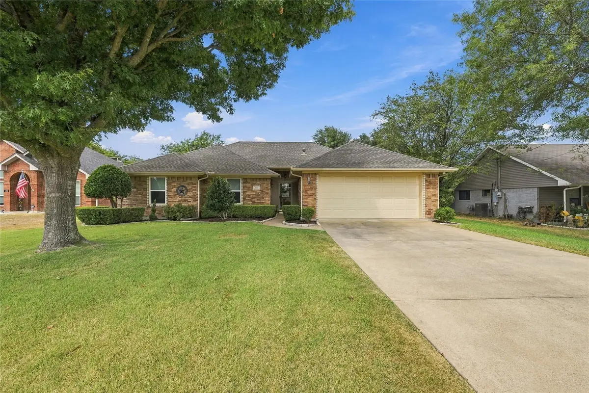 120 Country Drive, Waxahachie, TX 75165 - #1