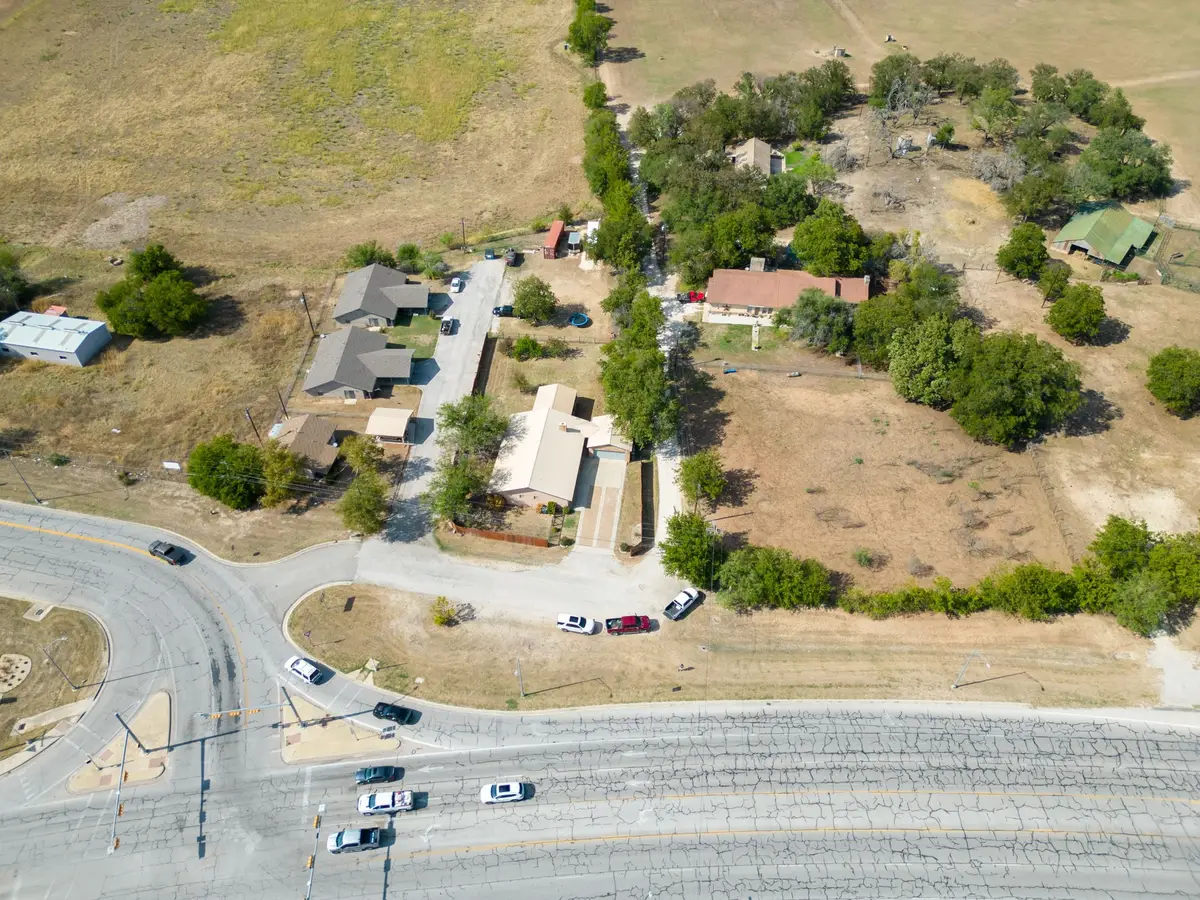 1707 E Fourth St., Lampasas, TX 76550 - #1